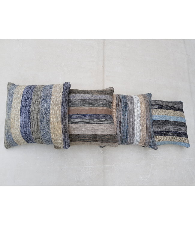 4x modern kelim kussens 50x50 cm met vulling