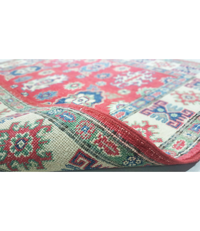 Hand knotted  5'8x3'9 wool kazak area rug  179x120 cm  Oriental carpet