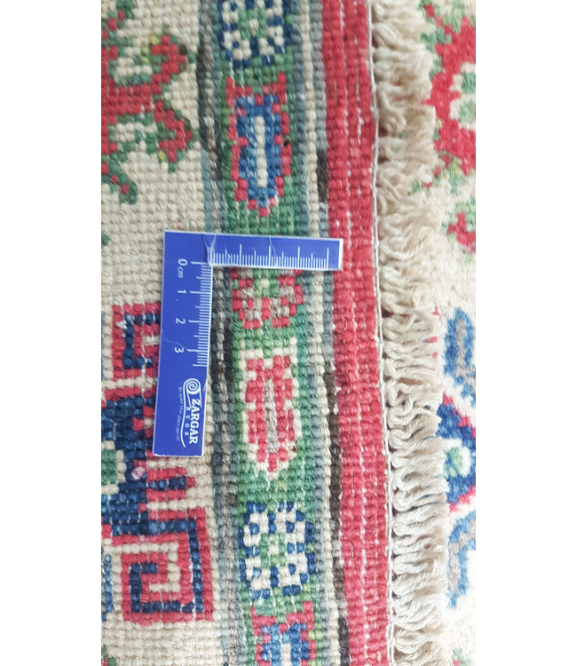 Hand knotted  5'8x3'9 wool kazak area rug  179x120 cm  Oriental carpet