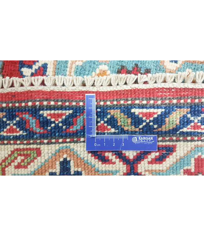 Hand knotted  5'7x4'0 wool kazak area rug  175x123 cm  Oriental carpet