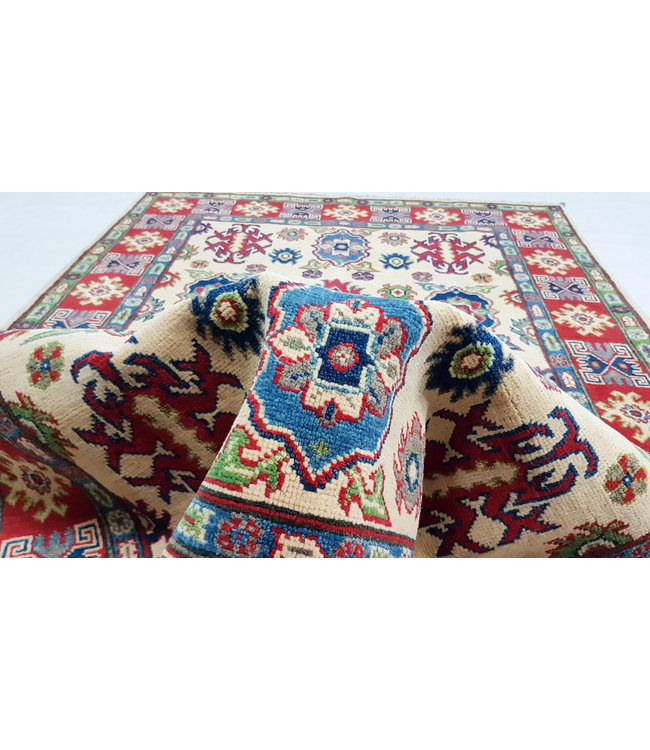 Hand knotted  6'1x3'9 wool kazak area rug 186x121 cm  Oriental carpet