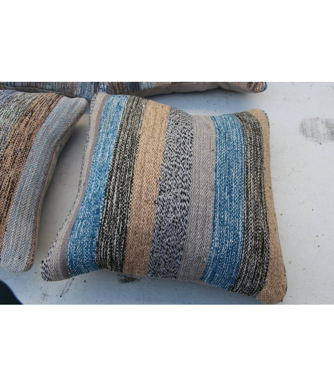 4x modern kelim kussens 50x50 cm met vulling