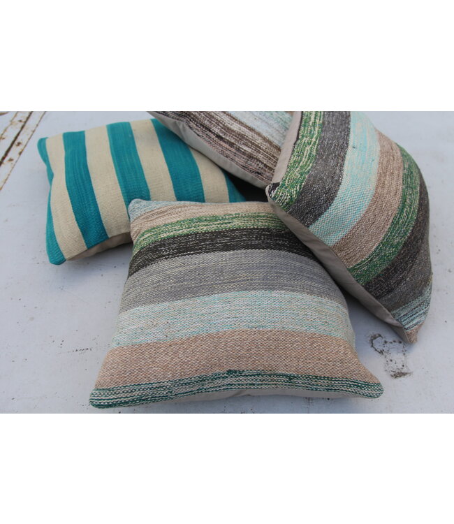 4x modern kelim kussens 50x50 cm met vulling