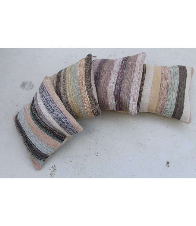 ​​4x modern kilim cushions 50x50 cm with filling