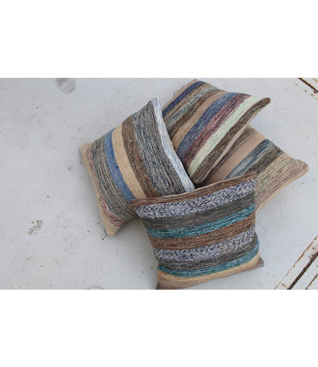 4x modern kelim kussens 50x50 cm met vulling