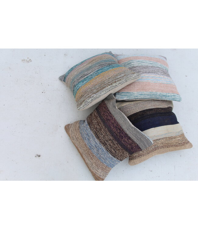 ​​4x modern kilim cushions 50x50 cm with filling