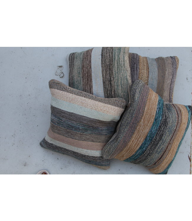 4x modern kelim kussens 50x50 cm met vulling