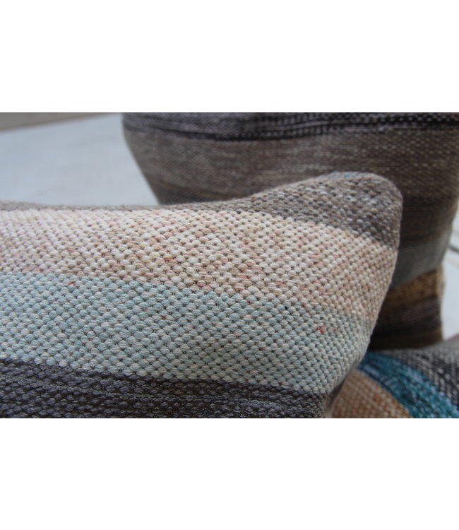 4x modern kelim kussens 50x50 cm met vulling