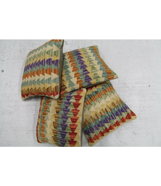 4x kelim kussens 40x40 cm met vulling