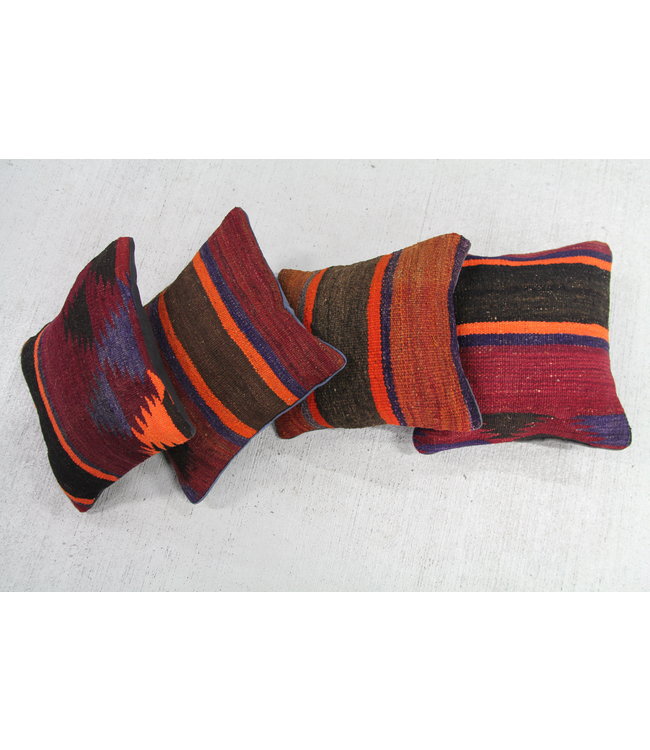 4x kelim kussens 40x40 cm met vulling