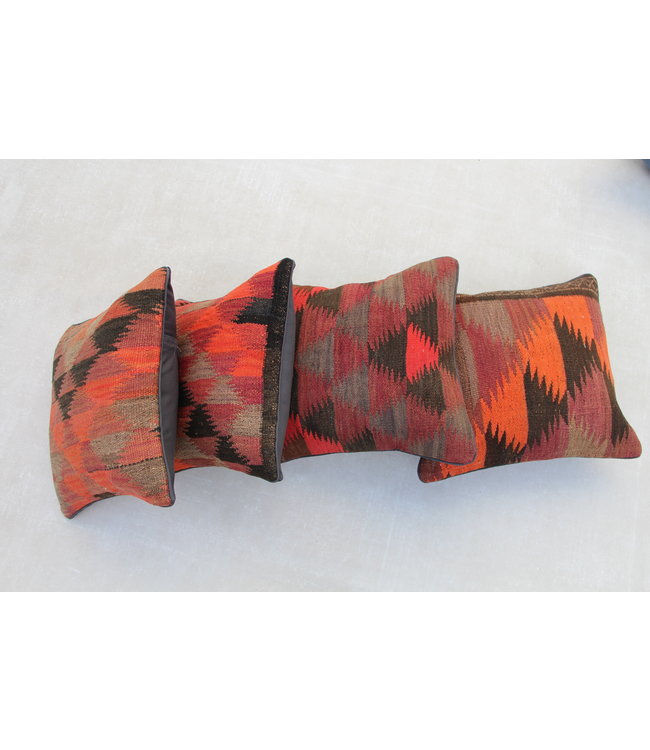 4x kelim kussens 40x40 cm met vulling