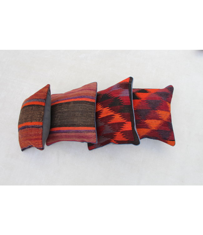 4x kelim kussens 40x40 cm met vulling