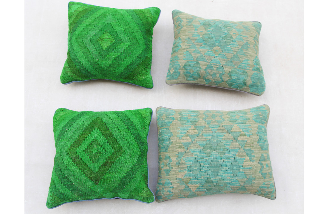 4x unike moderne kelim kussens met vulling ca 45x45 cm