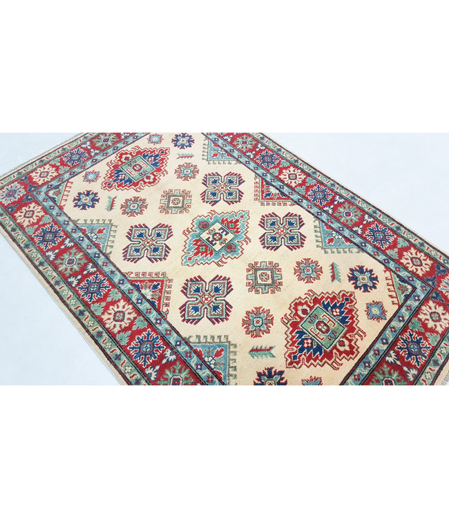 Hand knotted  6'0x4'0 wool kazak area rug  183x122 cm  Oriental carpet