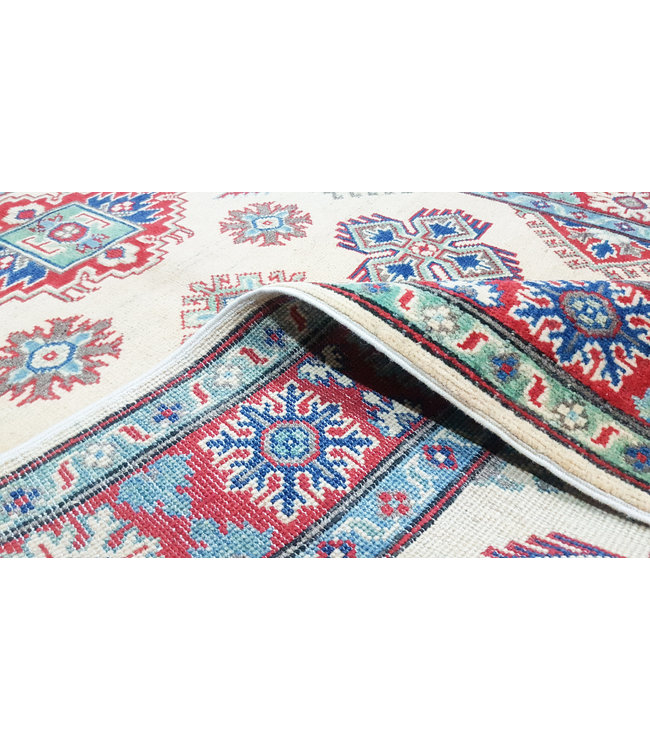 Hand knotted  6'0x4'0 wool kazak area rug  183x122 cm  Oriental carpet