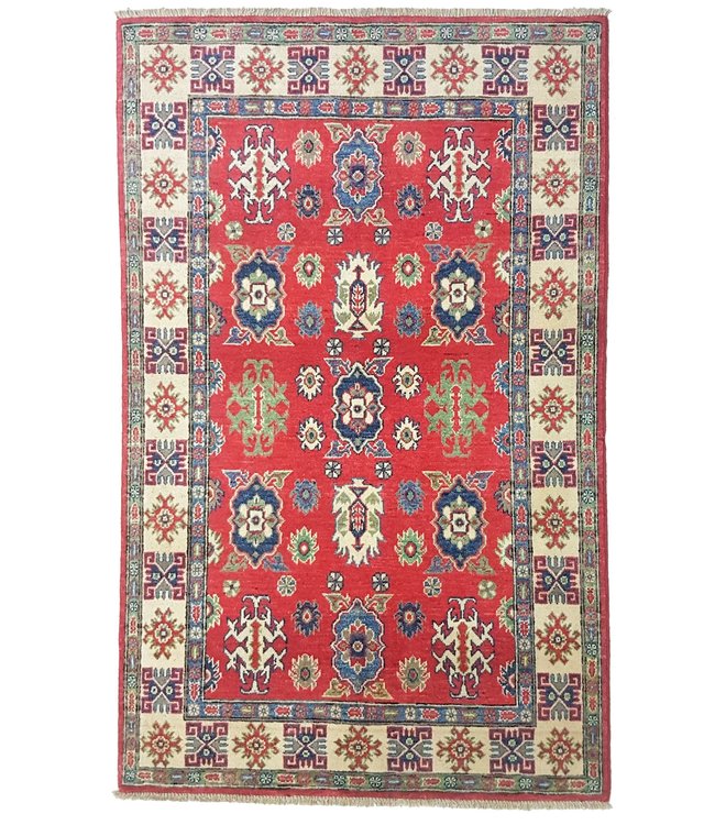 Hand knotted  5'8x3'9 wool kazak area rug  179x120 cm  Oriental carpet