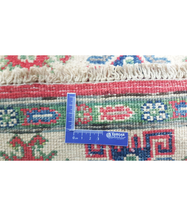 Hand knotted  5'8x3'9 wool kazak area rug  179x120 cm  Oriental carpet