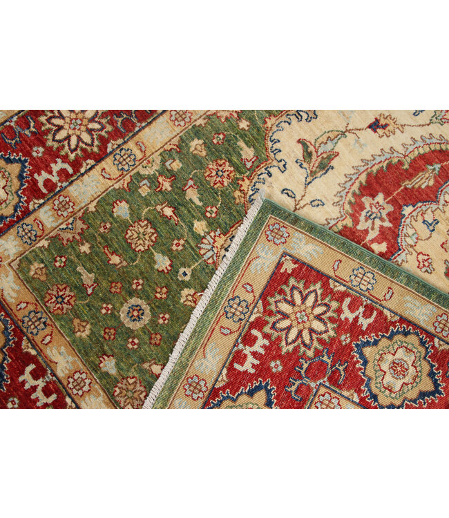 242x171cm Kazak Rug Fine Hand knotted  Wool Oriental Carpet