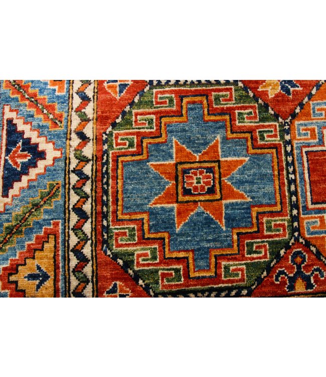 245x166 cm Kazak Rug Fine Hand knotted  Wool Oriental Carpet