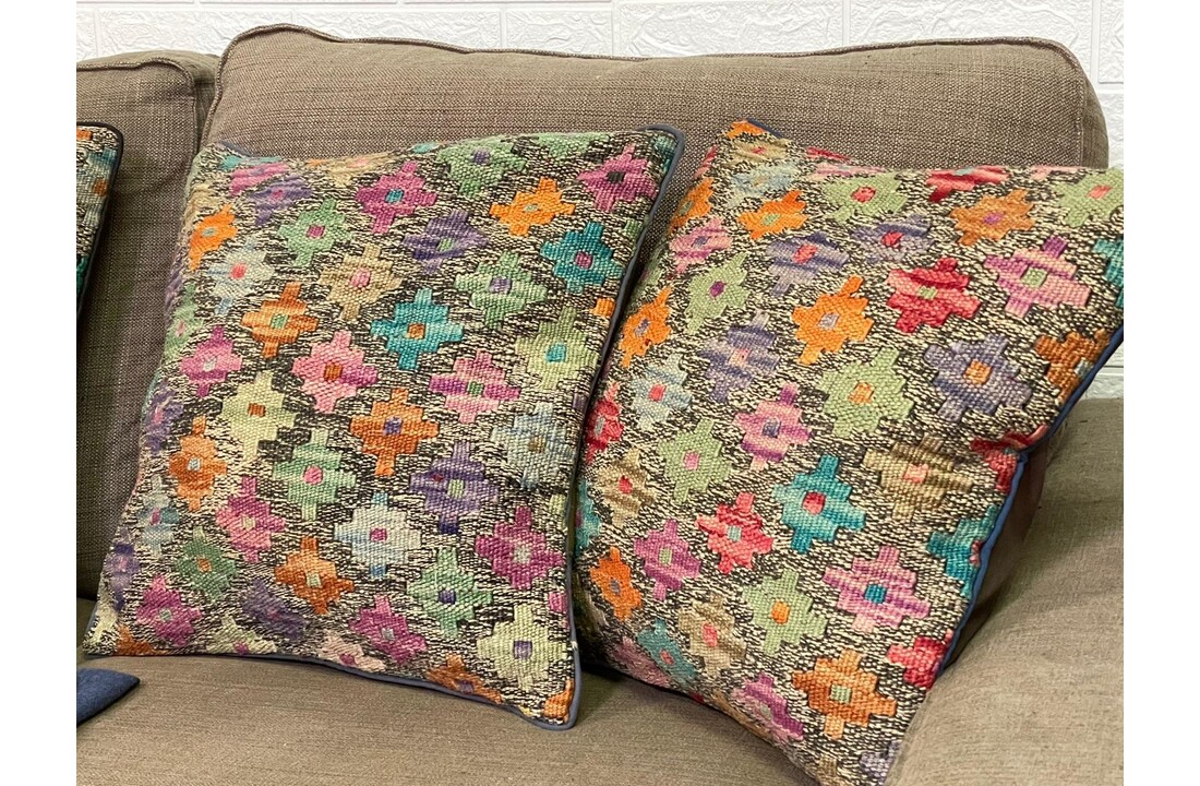 4x unike vintage kelim kussens met vulling ca 45x45 cm