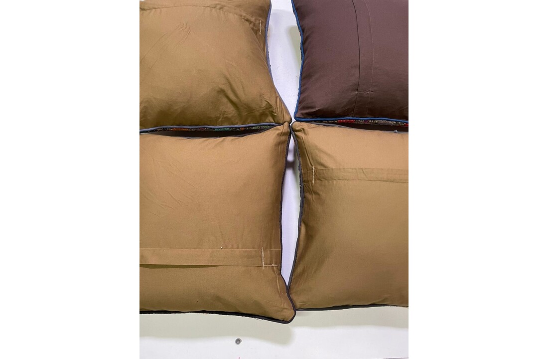 4x unike vintage kelim kussens met vulling ca 45x45 cm