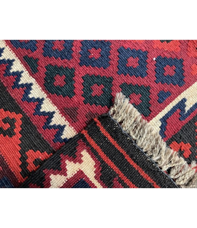 kelim rug 217 x 104 cm  (7'1 x 3'4) feet
