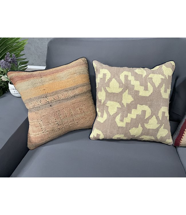 4x kelim kussens ca 45x45 cm met vulling