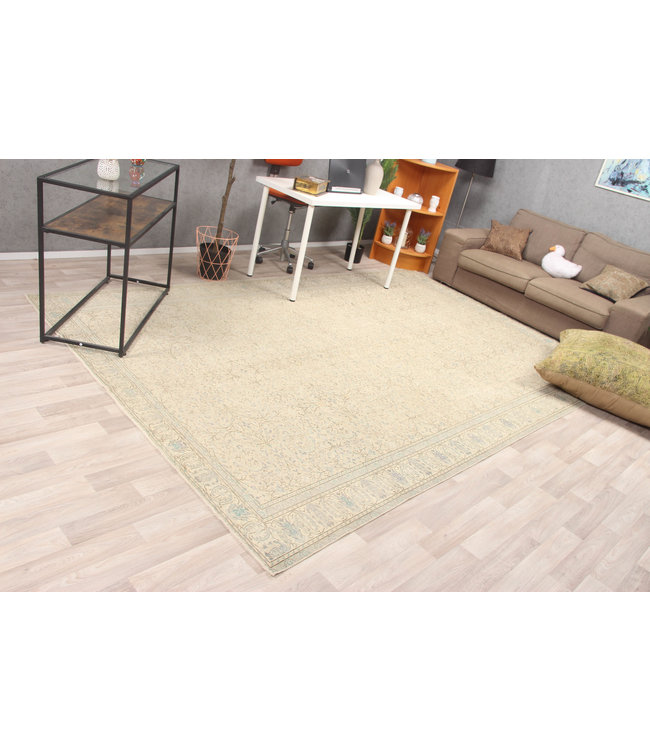 Mwaar Rug 348x229 cm