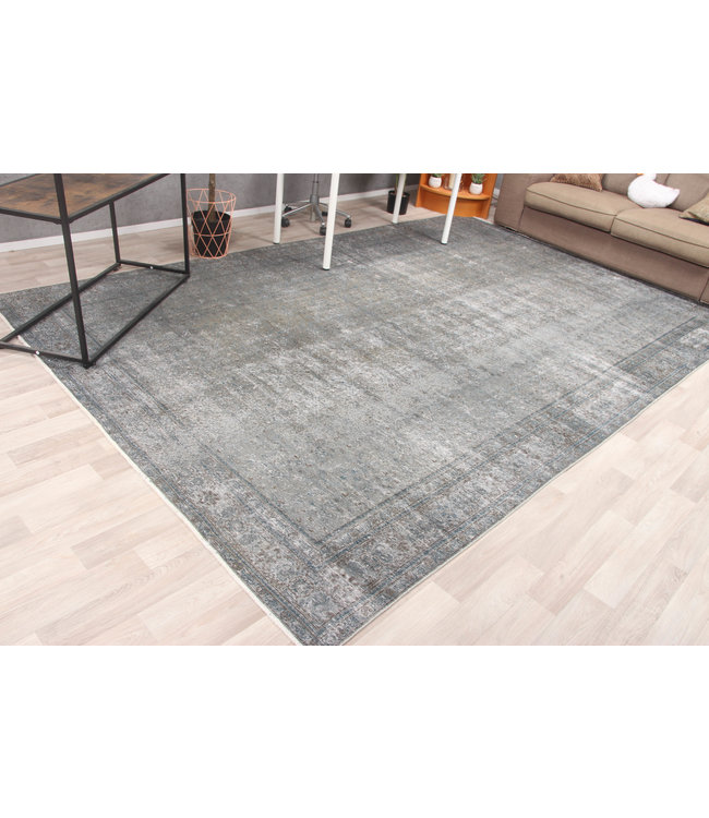 Komer Rug 253x233 cm