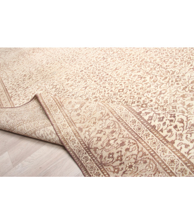 Yalaq Rug 288x197 cm