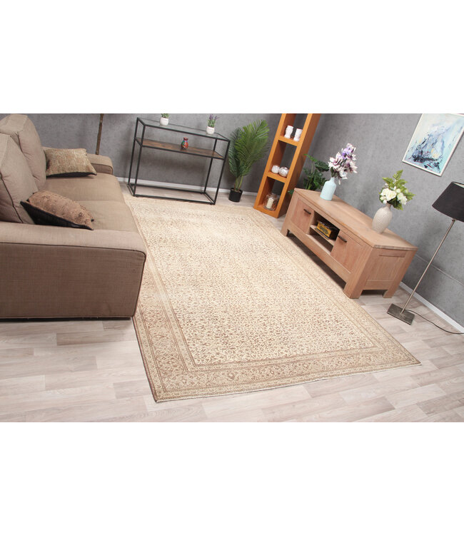 Yalaq Rug 288x197 cm