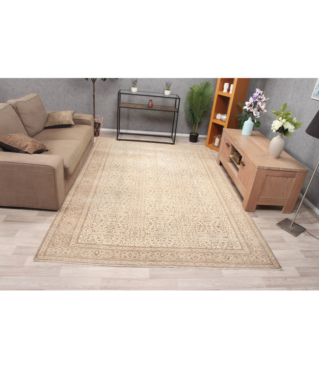 Yalaq Rug 288x197 cm