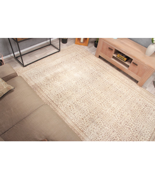 Yalaq Rug 288x197 cm