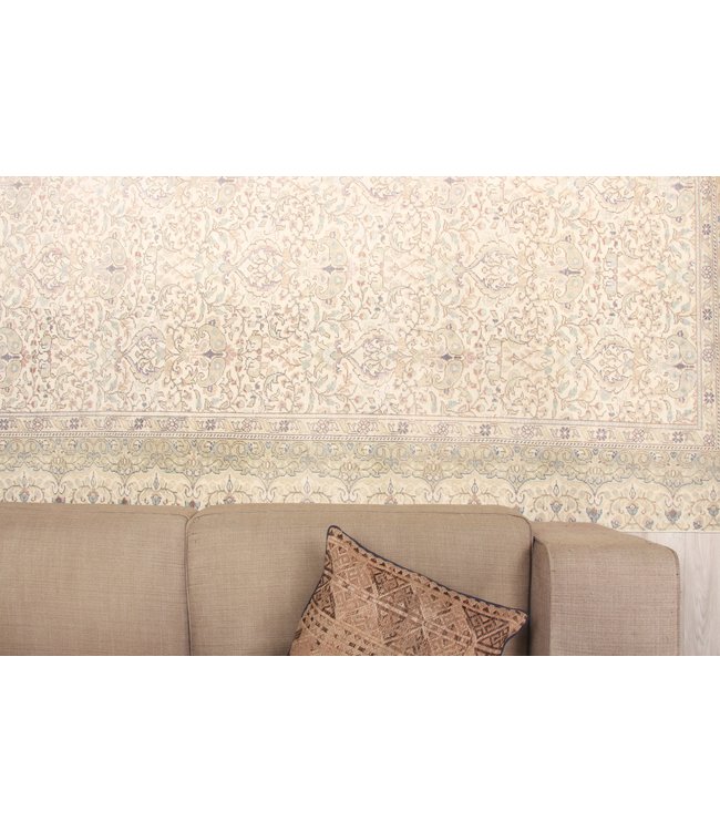 Paki Gun Rug 276x191 cm