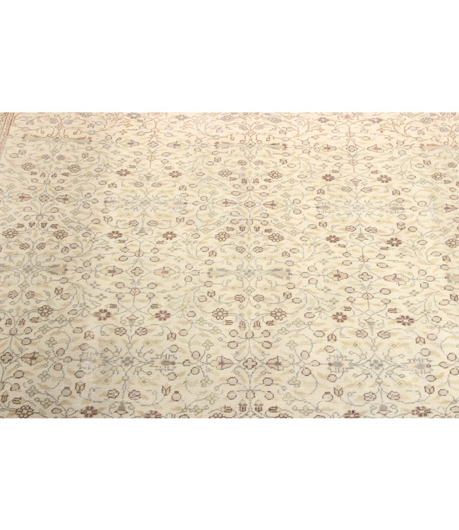 Sedat Takht Rug 294x198 cm