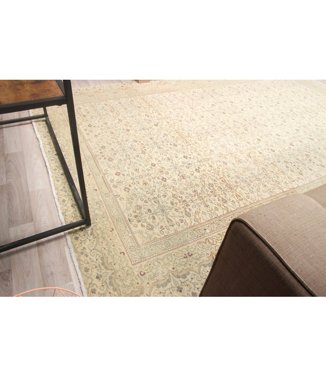 Sedat Takht Rug 294x198 cm