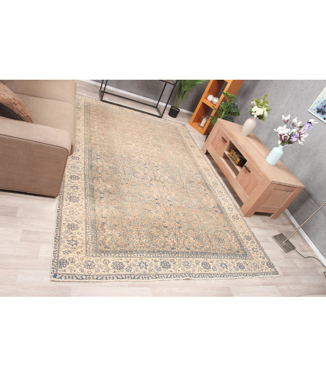 Cherk Rug 290x193 cm