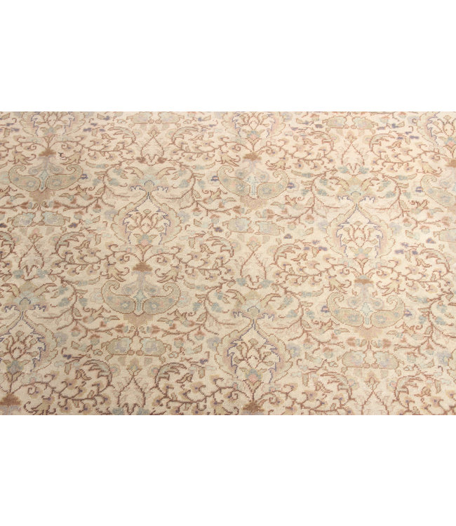 UtamonTakht Rug 283x194 cm