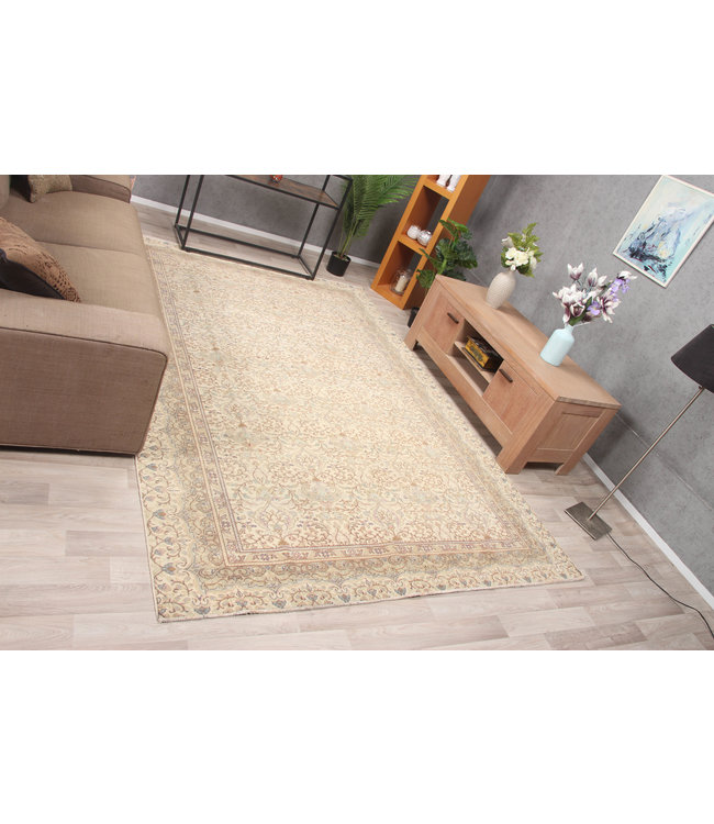 UtamonTakht vloerkleed 283x194 cm