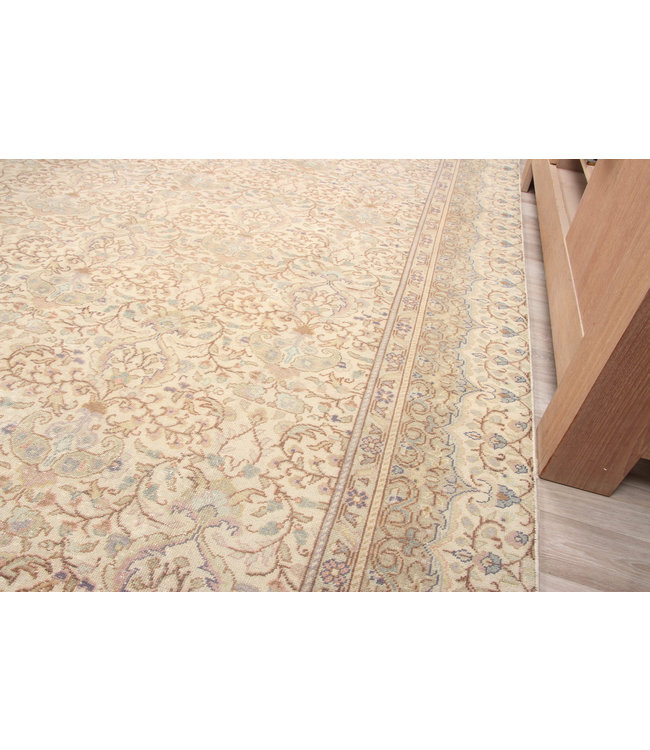 UtamonTakht Rug 283x194 cm