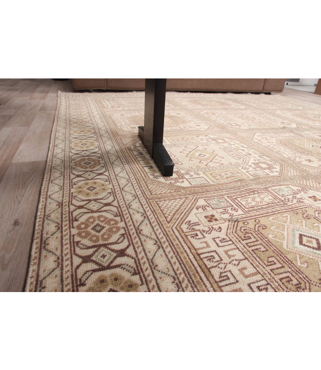 Roman Royal Rug 296x195 cm