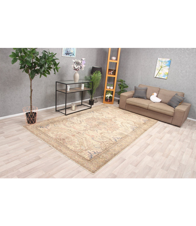 Royal Kolak vloerkleed 289x191 cm