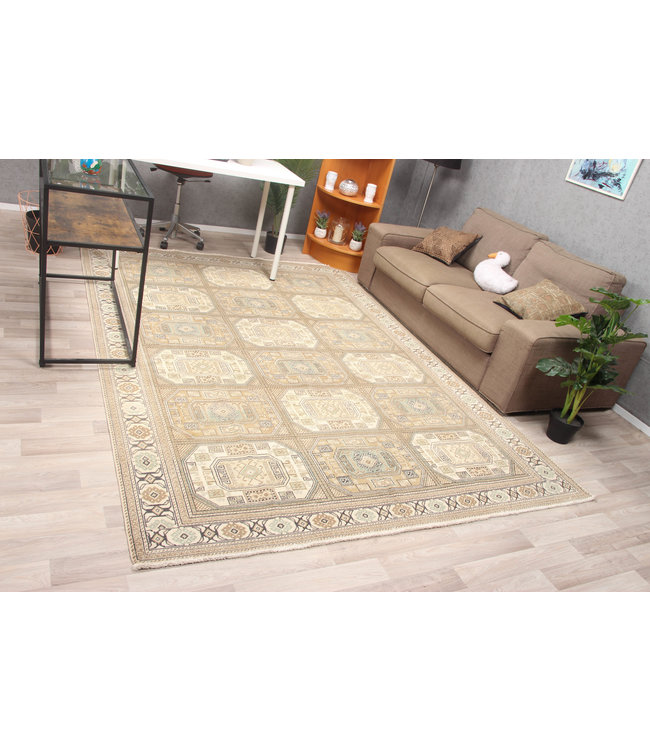 Farook Rug 286x204 cm