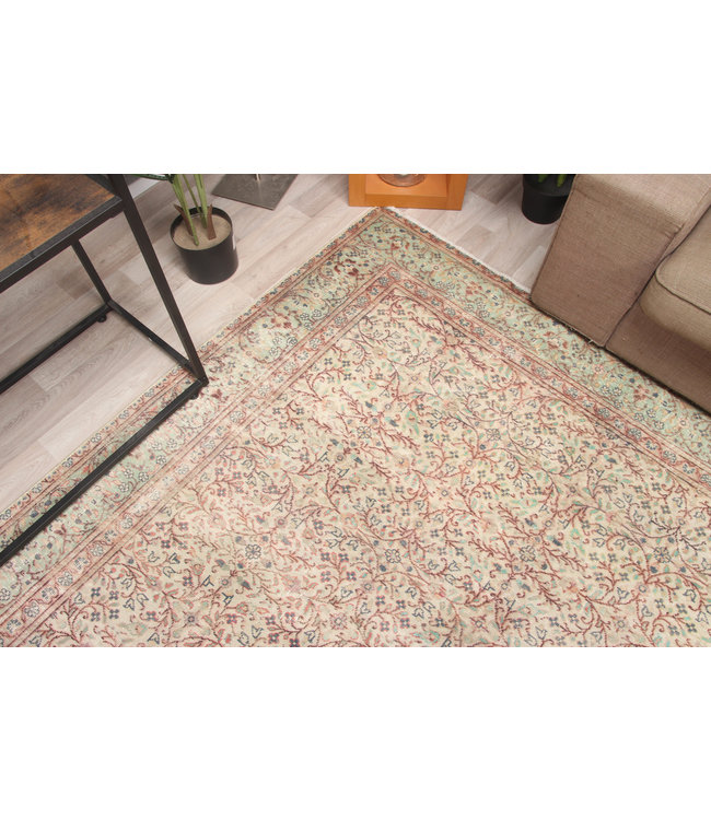 Wazir Qawal Rug 281x195 cm