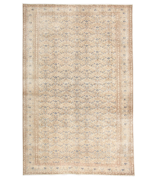 Neqaash Rug 289x190 cm