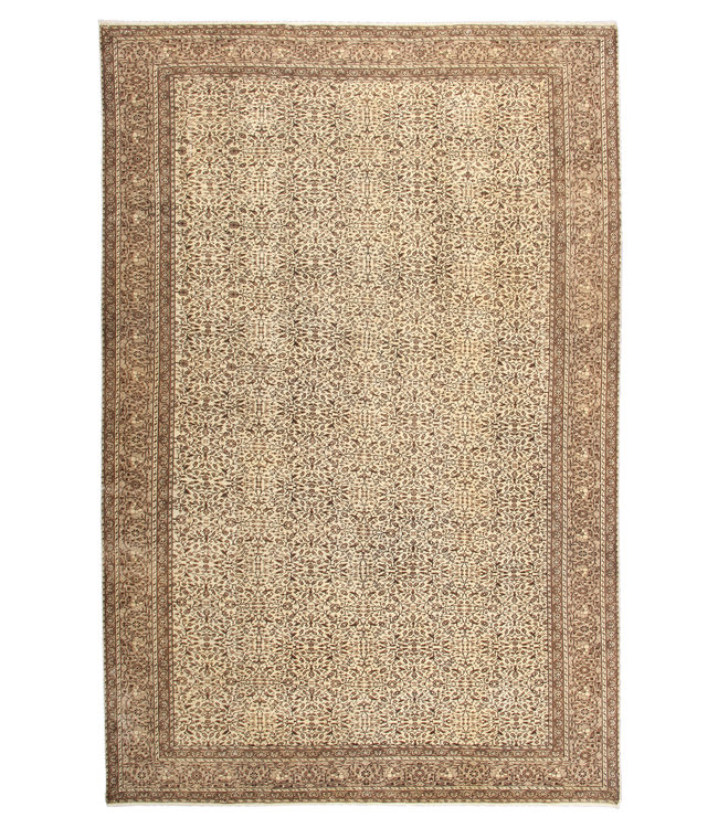 Roqan Rug 294x195 cm