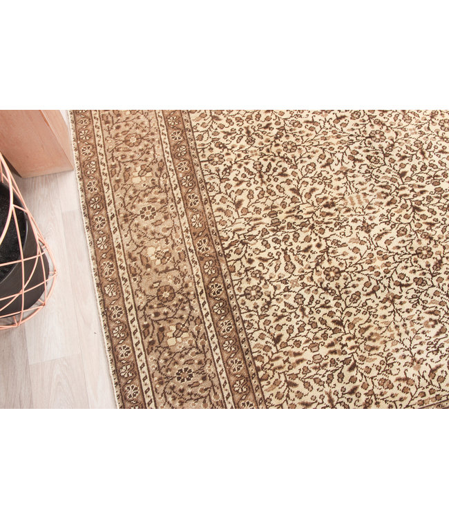 Roqan Rug 294x195 cm