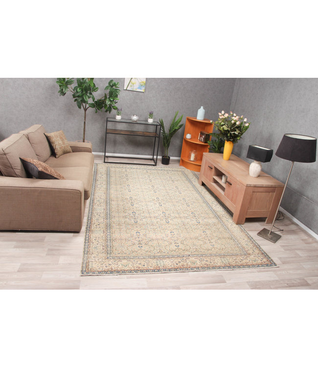 Kural Rug 292x187 cm