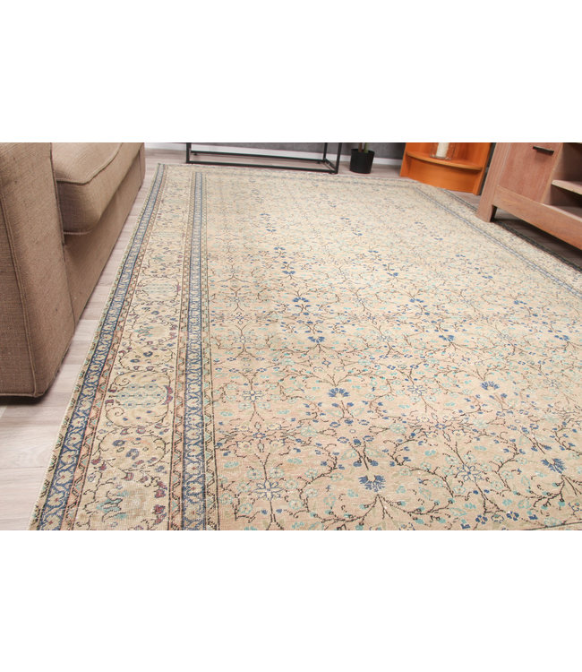 Kural Rug 292x187 cm