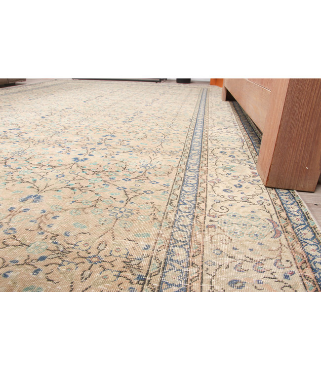 Kural Rug 292x187 cm